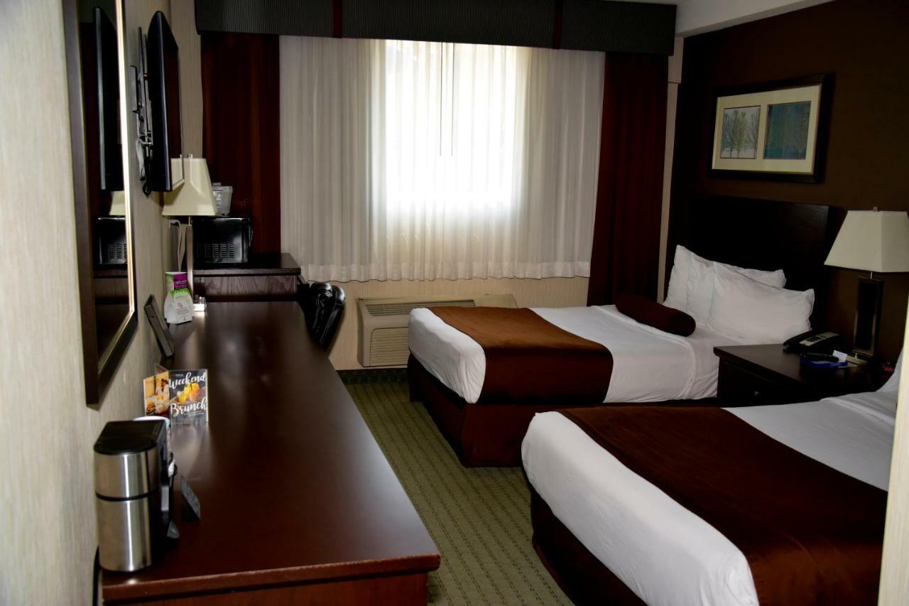 Coast Lethbridge Hotel & Conference Centre Εξωτερικό φωτογραφία