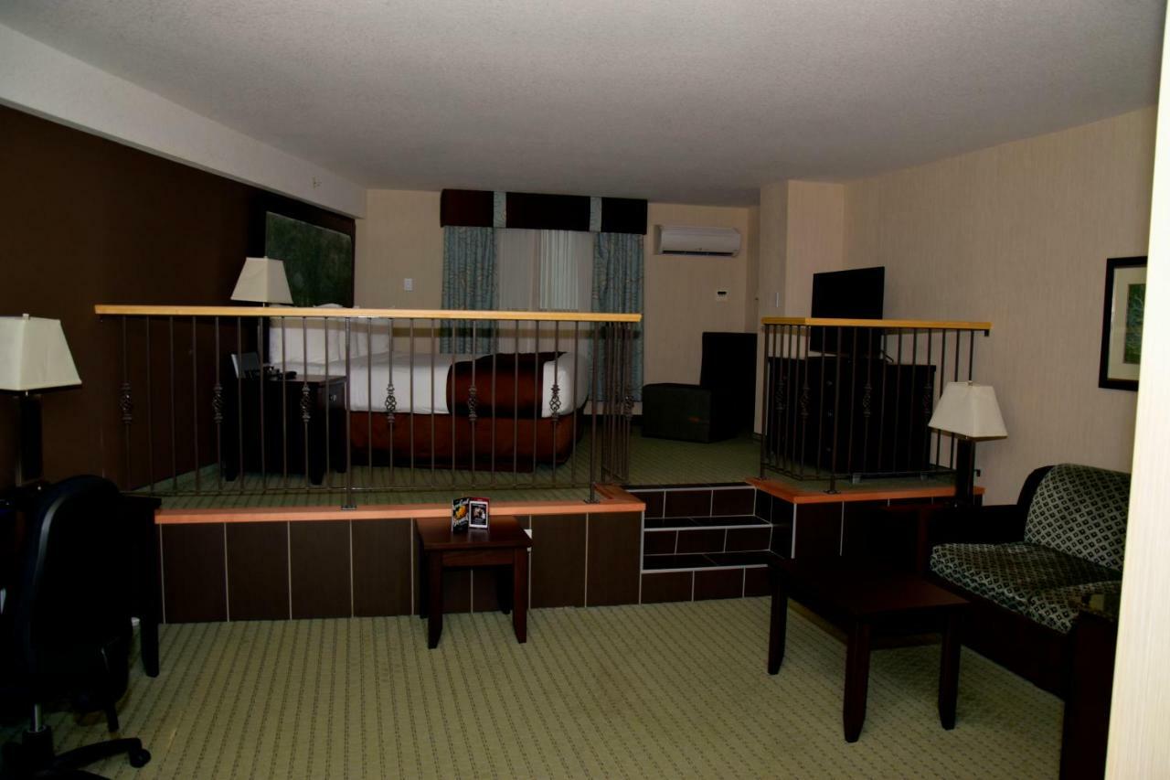 Coast Lethbridge Hotel & Conference Centre Εξωτερικό φωτογραφία