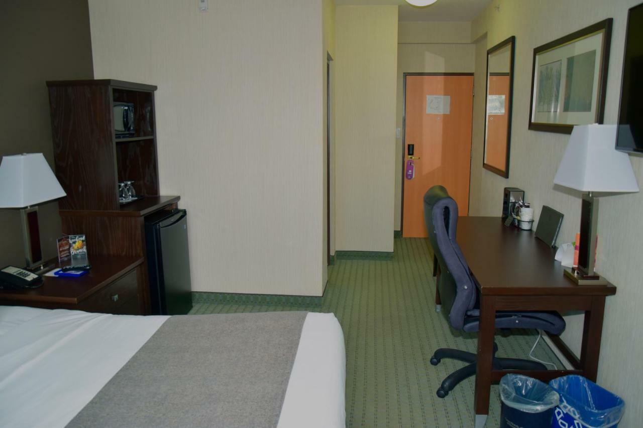 Coast Lethbridge Hotel & Conference Centre Εξωτερικό φωτογραφία