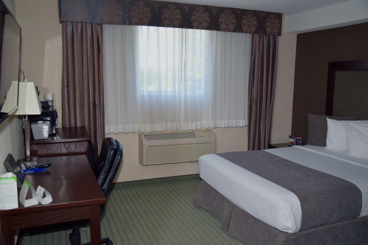Coast Lethbridge Hotel & Conference Centre Εξωτερικό φωτογραφία