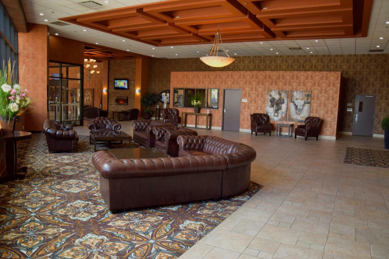 Coast Lethbridge Hotel & Conference Centre Εξωτερικό φωτογραφία